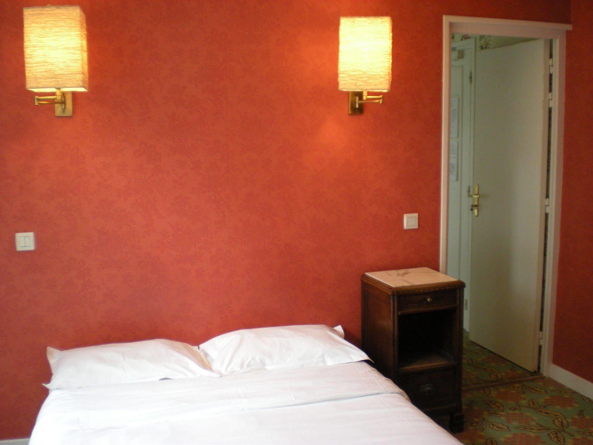 Hotel Richelieu Calais Luaran gambar